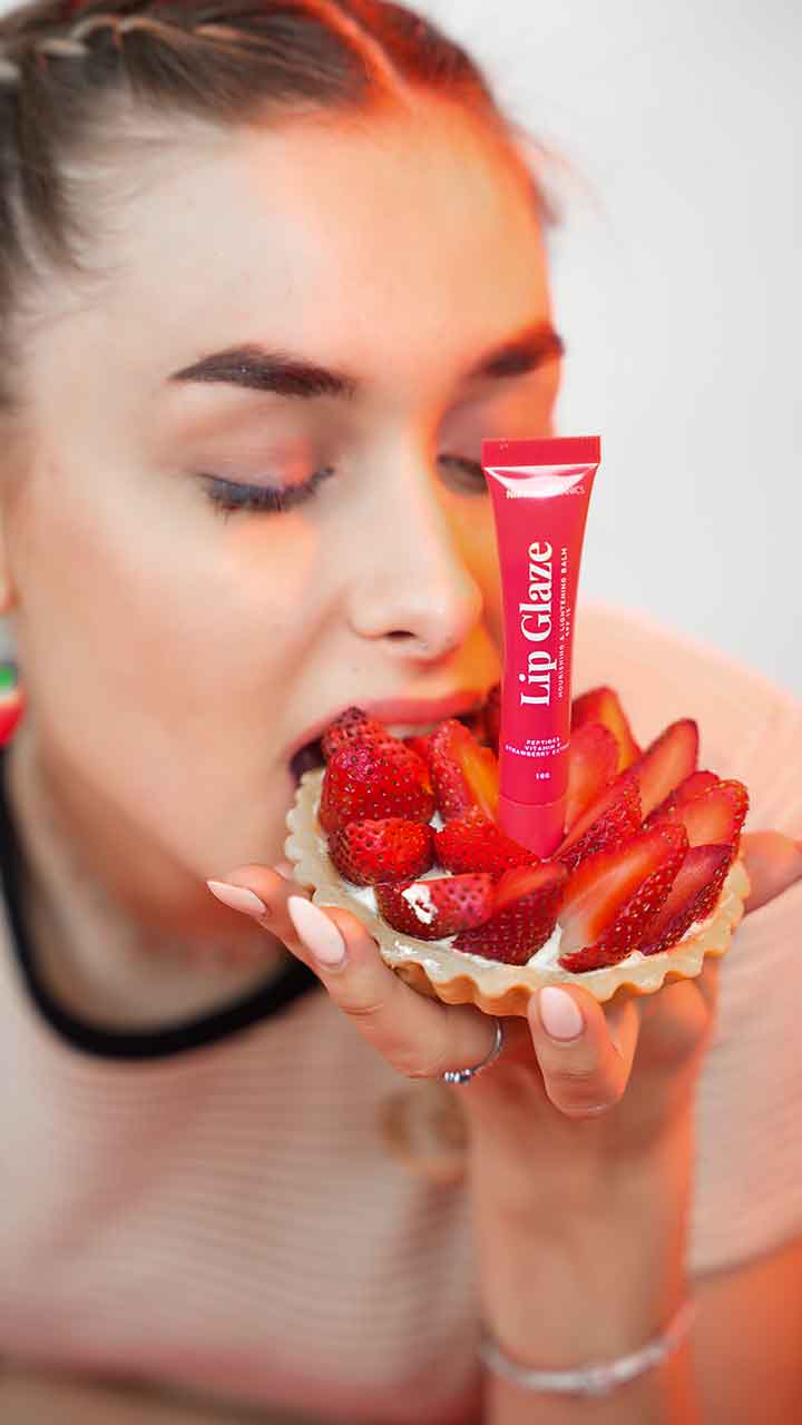 Lip Glaze Treatment Strawberry Nirvana Botanics lip-glaze-treatment-strawberry-nirvana-botanics